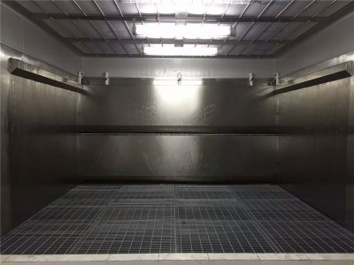 家具企业-高光喷漆房2